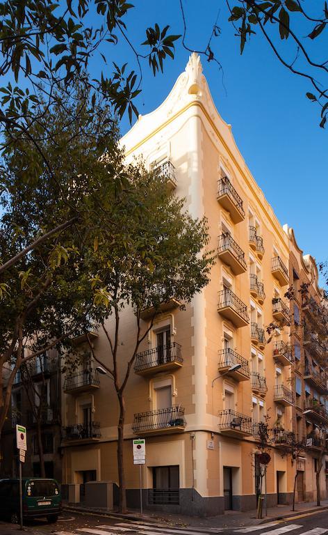 Casa Codina Lägenhet Barcelona Exteriör bild